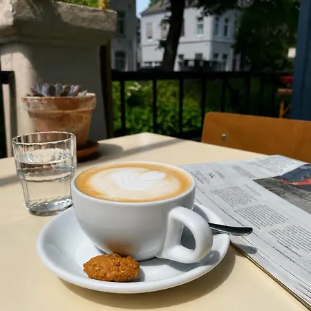 Cafe De 4*